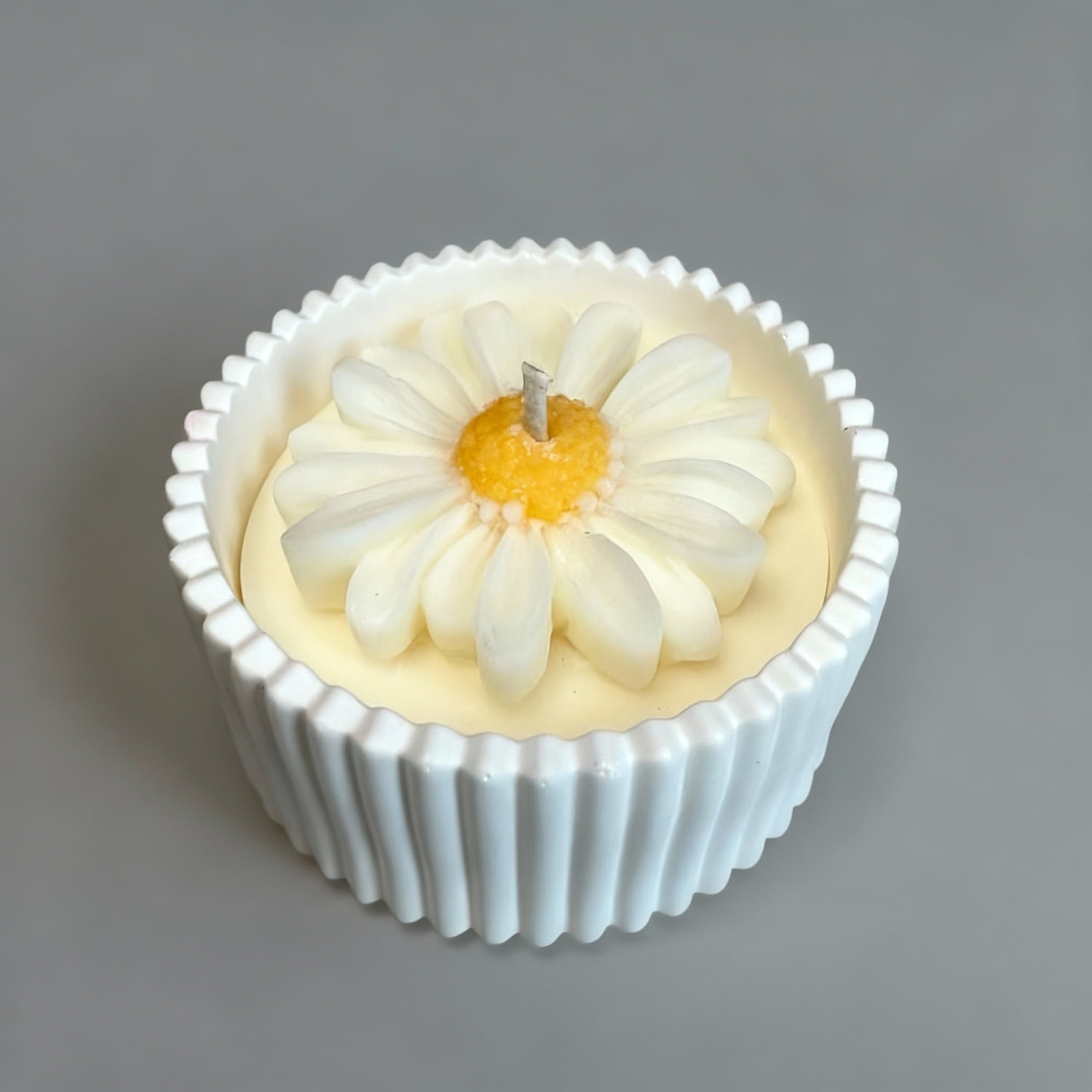 Daisy Cup Candle